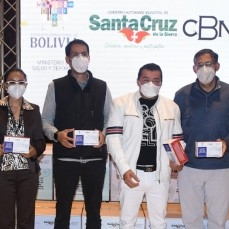 CBN dona 10.000 kits de medicamentos contra el COVID-19 a la Alcaldía de Santa Cruz a través del Ministerio de Salud