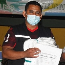 CBN donó al departamento de Pando trajes de bioseguridad hechos en Bolivia.