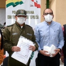 CBN donó al departamento de Potosí trajes de bioseguridad hechos en Bolivia