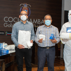 CBN entregó a Cochabamba material de bioseguridad hechos en Bolivia