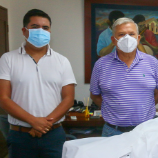 CBN entregó a La Guardia equipos de bioseguridad hechos en Bolivia