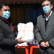 La CBN dona material para apoyar las tareas  de seguridad ciudadana de la FELCC de El Alto