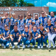 Paceña recibe en su Cervecería Santa Cruz a la comparsa coronadora del Carnaval Cruceño