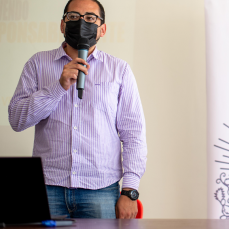 Un centenar de vivanderas de Tarija se capacita para luchar contra las bebidas de contrabando