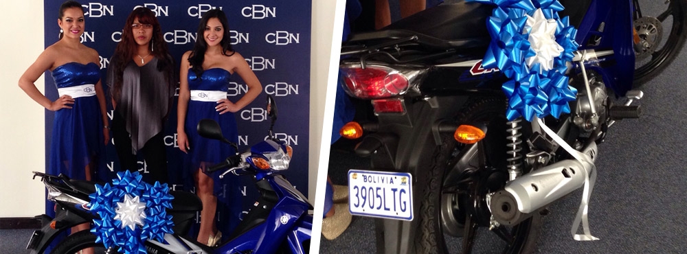 CBN cumple y entrega la motocicleta Yamaha, premio del primer curso online para Bartenders y Meseros responsables