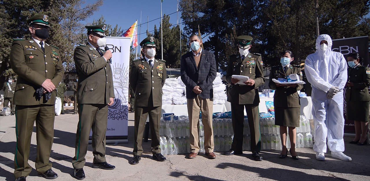 CBN dona material de bioseguridad para apoyar el trabajo de la Policía Boliviana