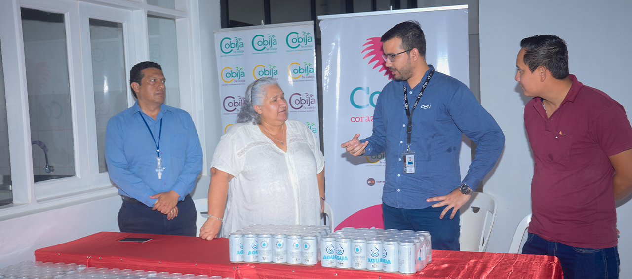 CBN donó agua para los voluntarios de la Alcaldía de Cobija y la Primera División de Ejército