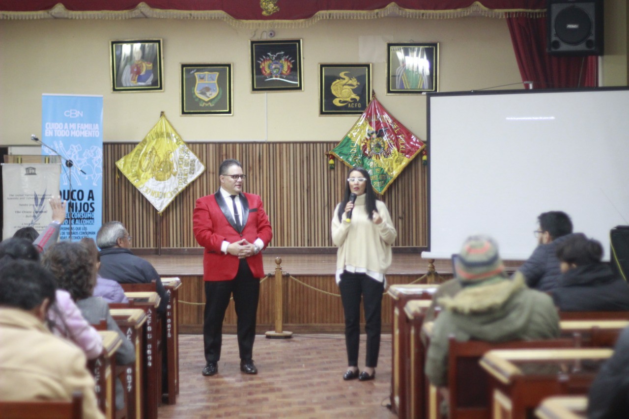 CBN capacita a folkloristas sobre sus roles 
y deberes al lucir la cultura boliviana
