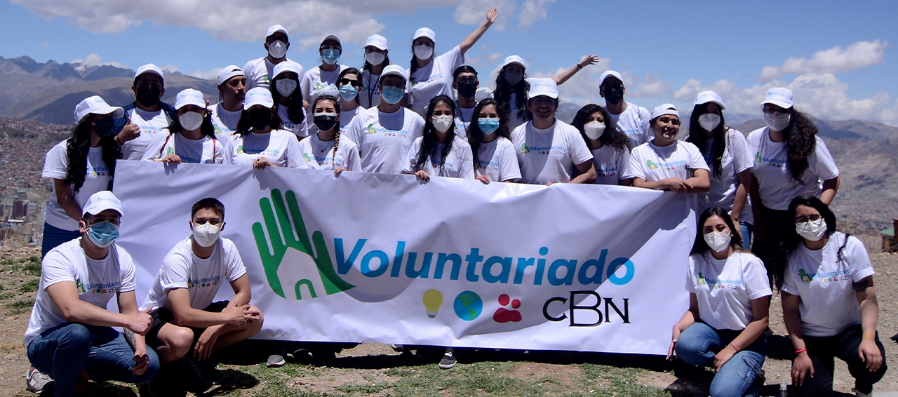 Voluntarios de la CBN trabajan para poner color a los barrios de La Paz